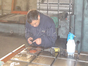 SGS在我公司检测铸铁平台产品